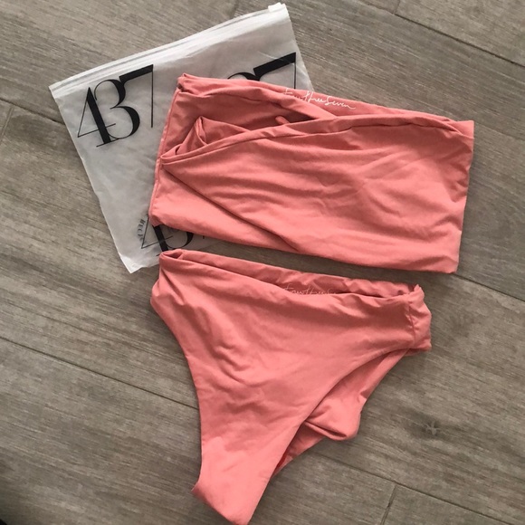 437 Swim Set in Rose - Picture 2 of 8